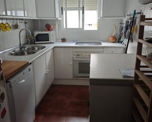 Kitchen of Flat for sale in Dos Hermanas  with Oven