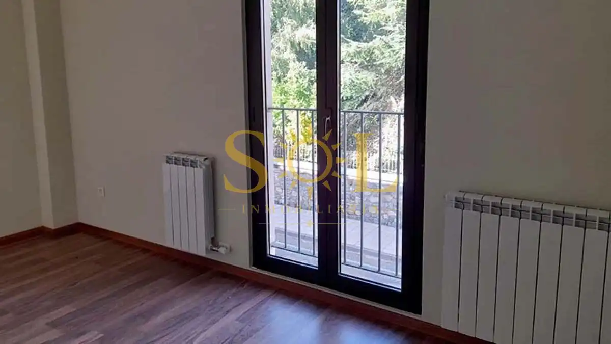 Terraza de Dúplex en venta en Puebla de Lillo con Calefacción, Parquet y Terraza