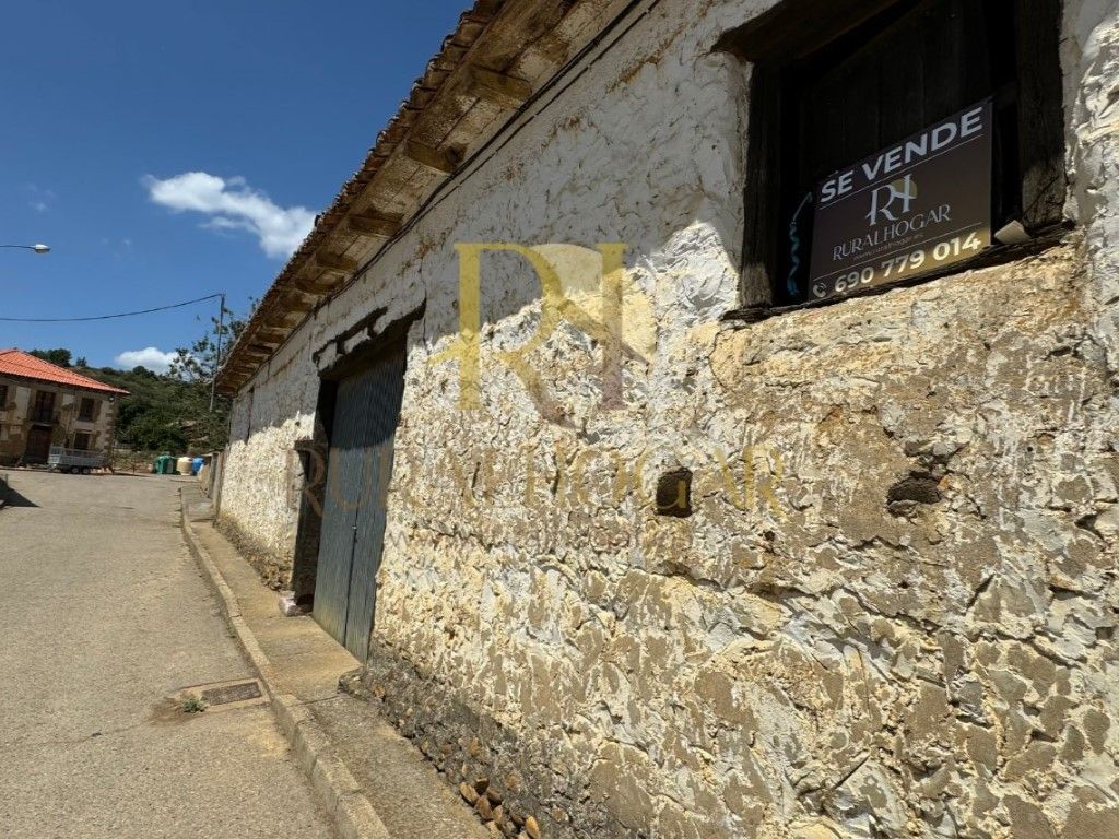 Casa o xalet en venda a Gradefes