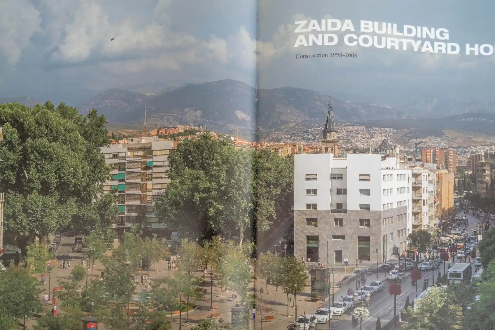 Vista exterior de Piso en venta en Granada con Calefacción, Parquet y Alarma