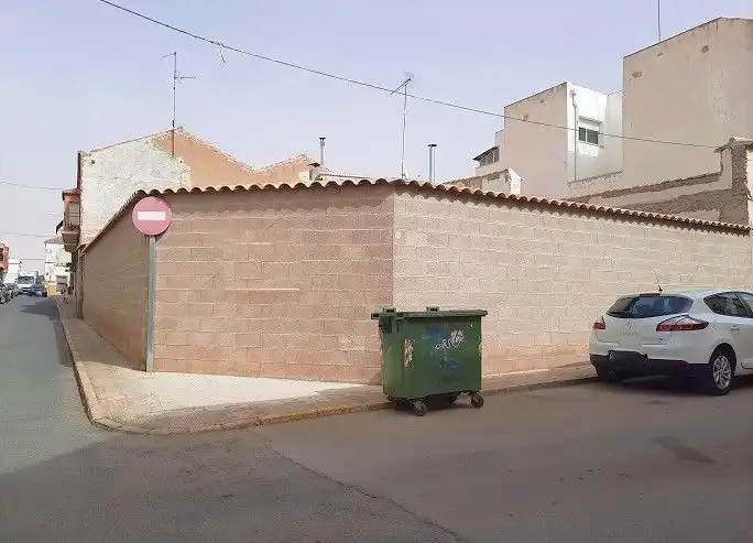 Terrenys i solars en venda a Valdepeñas, imagen 2
