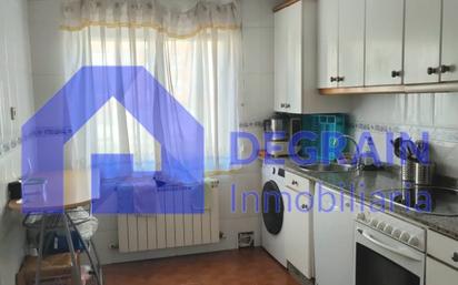 Kitchen of Flat for sale in Oviedo   with Heating