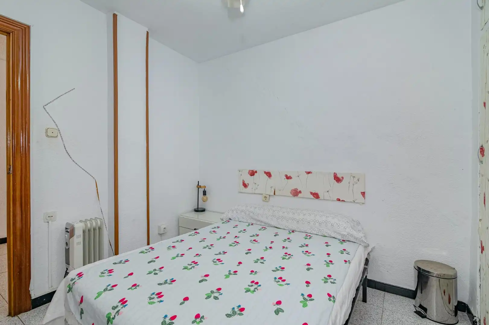 Habitación de Piso en venta en Granada con Amueblado