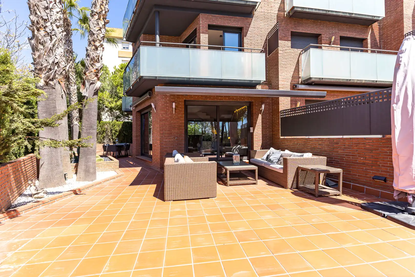 Terrassa de Casa adosada en venda en Sitges amb Calefacció, Jardí privat i Parquet