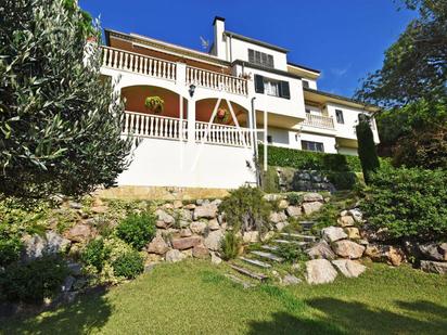 Jardí de Casa o xalet en venda en Sant Vicenç de Montalt amb Piscina