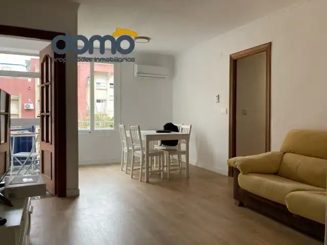 Vista exterior de Piso de alquiler en Granada con Aire acondicionado, Calefacción y Jardín privado