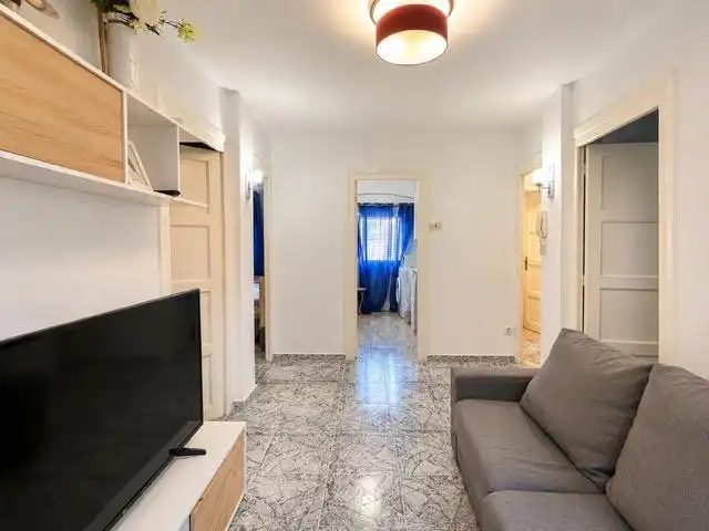 Living room of Flat for sale in Zaragoza  with Furnished