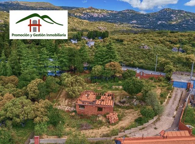 Casa-chalet en Venta en Hoyo de Manzanares
