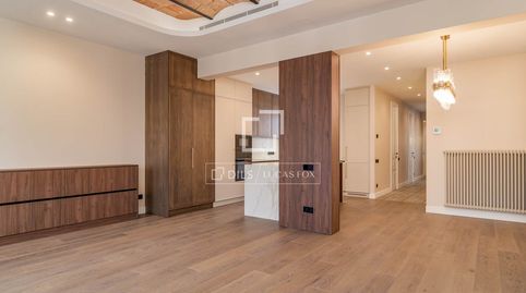 Piso en excelentes condiciones de 4 dormitorios en venta en Eixample Derecho, image 4