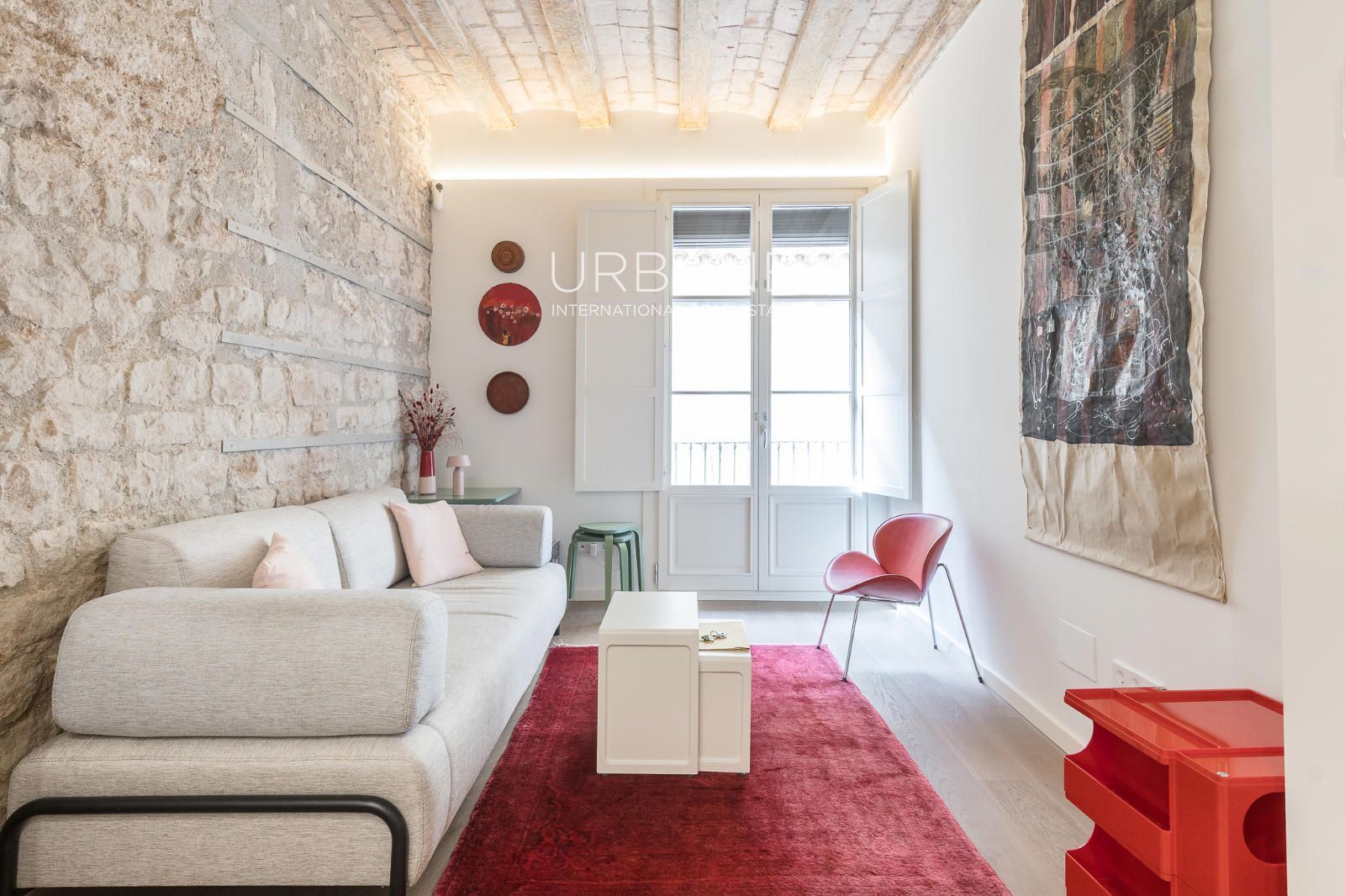Sala d'estar de Pis de lloguer en  Barcelona Capital amb Aire condicionat, Terrassa i Moblat