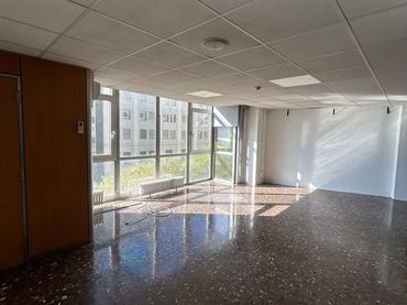 Oficina en alquiler en Ciutat Vella