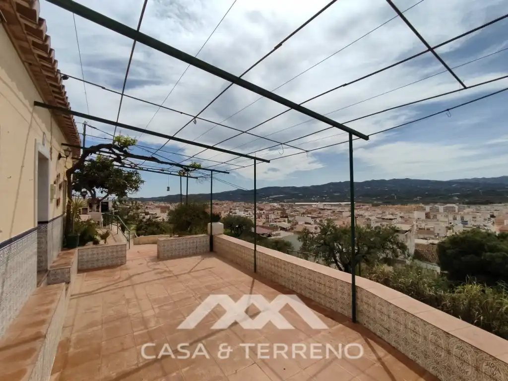 Terraza de Casa o chalet en venta en Vélez-Málaga con Terraza, TV y Internet
