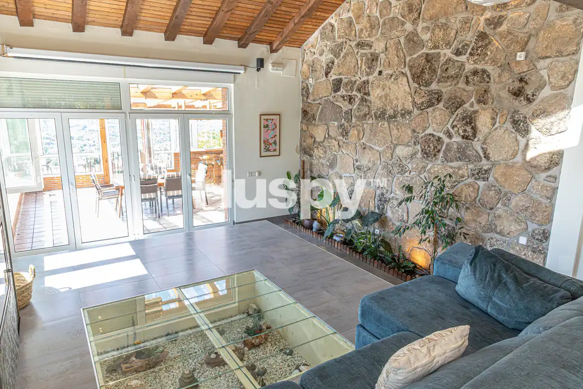 Detached house with terrace for sale in Calle Puenteareas, imagen 3