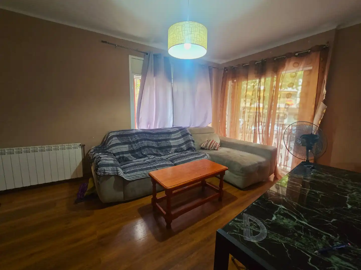 Sala d'estar de Pis en venda en Salou amb Aire condicionat, Moblat i Forn