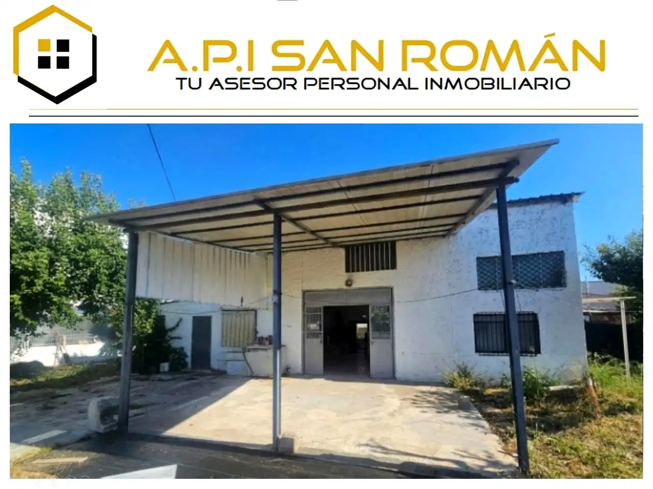 Nau industrial en venda a Jacinto Benavente
