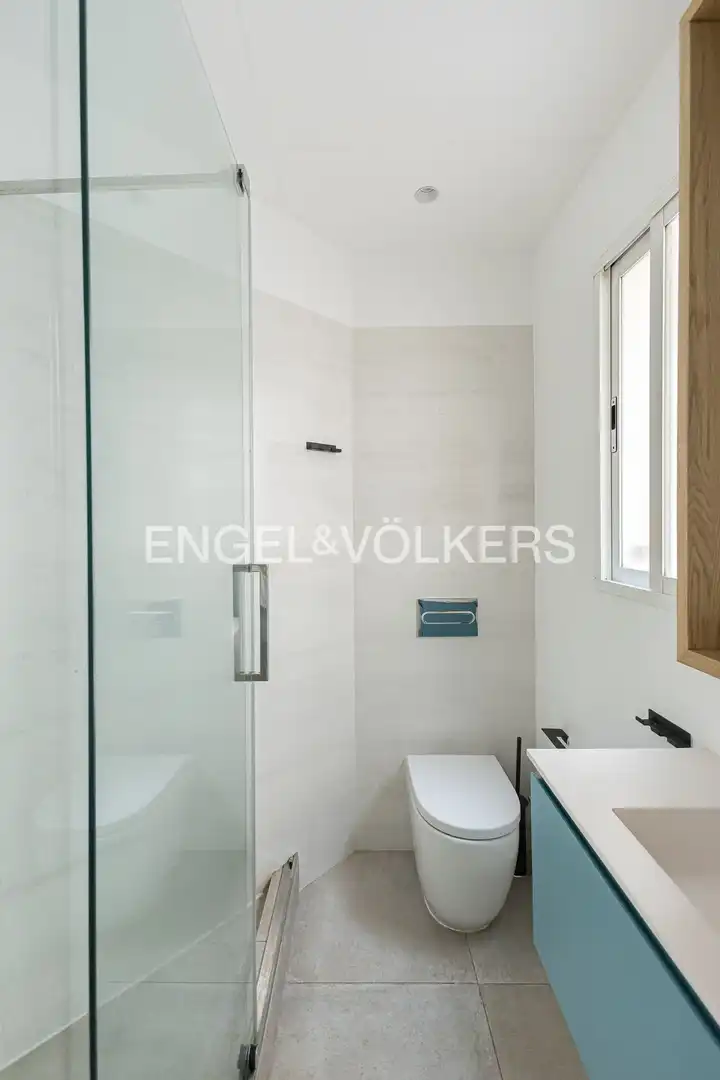 Baño de Piso de alquiler en Madrid con Aire acondicionado, Calefacción y Amueblado