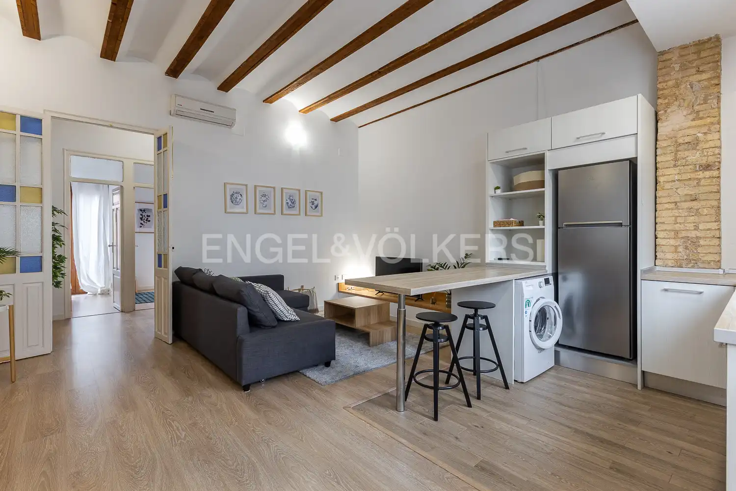 Living room of Flat for rent in Valencia  with Air Conditioner, Heating and Parquet flooring