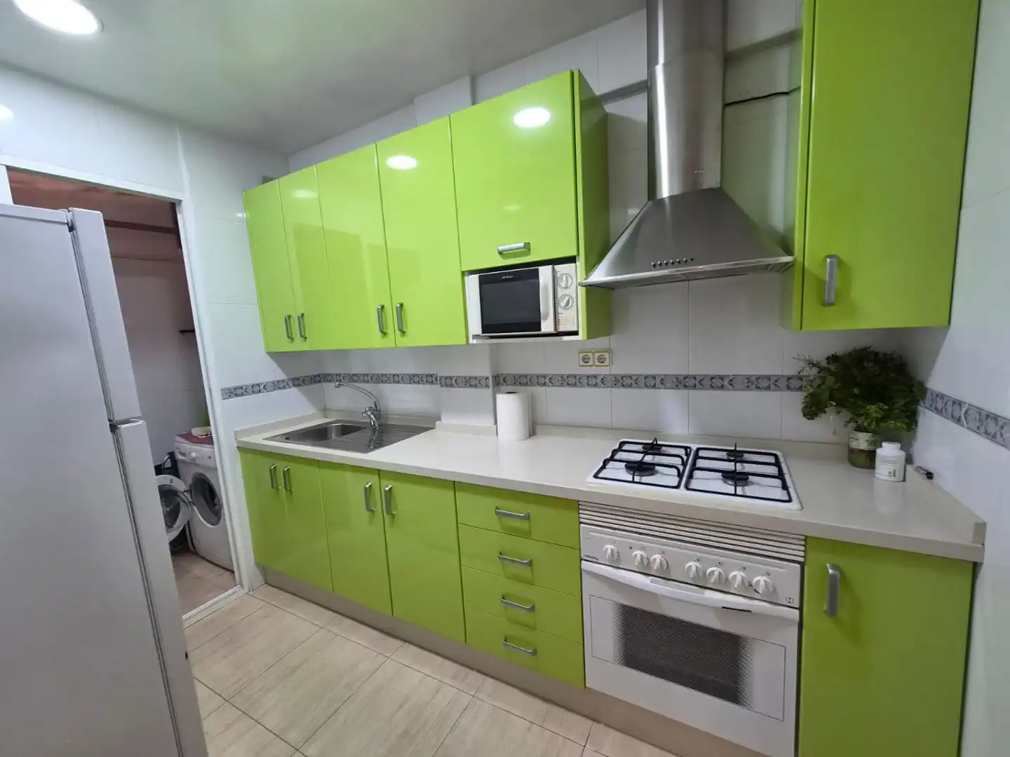 Küche von Wohnung zum Verkauf in Águilas mit Klimaanlage und Balkon