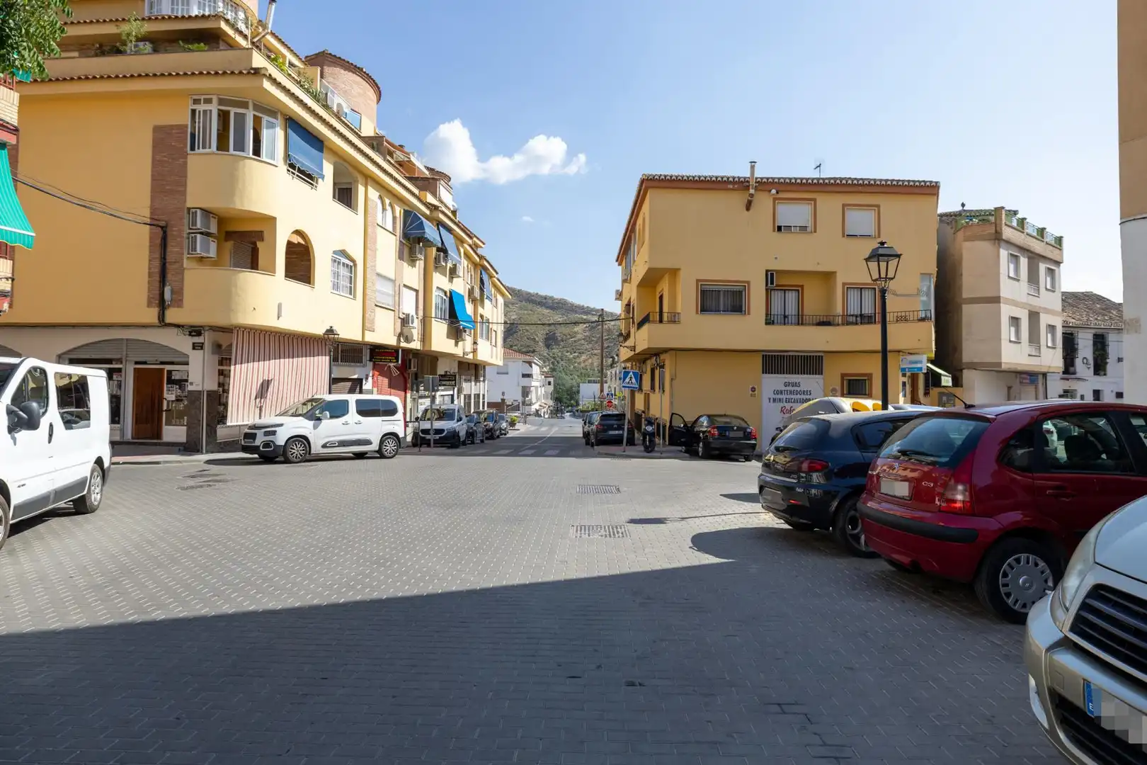 Vista exterior de Pis en venda en Cenes de la Vega