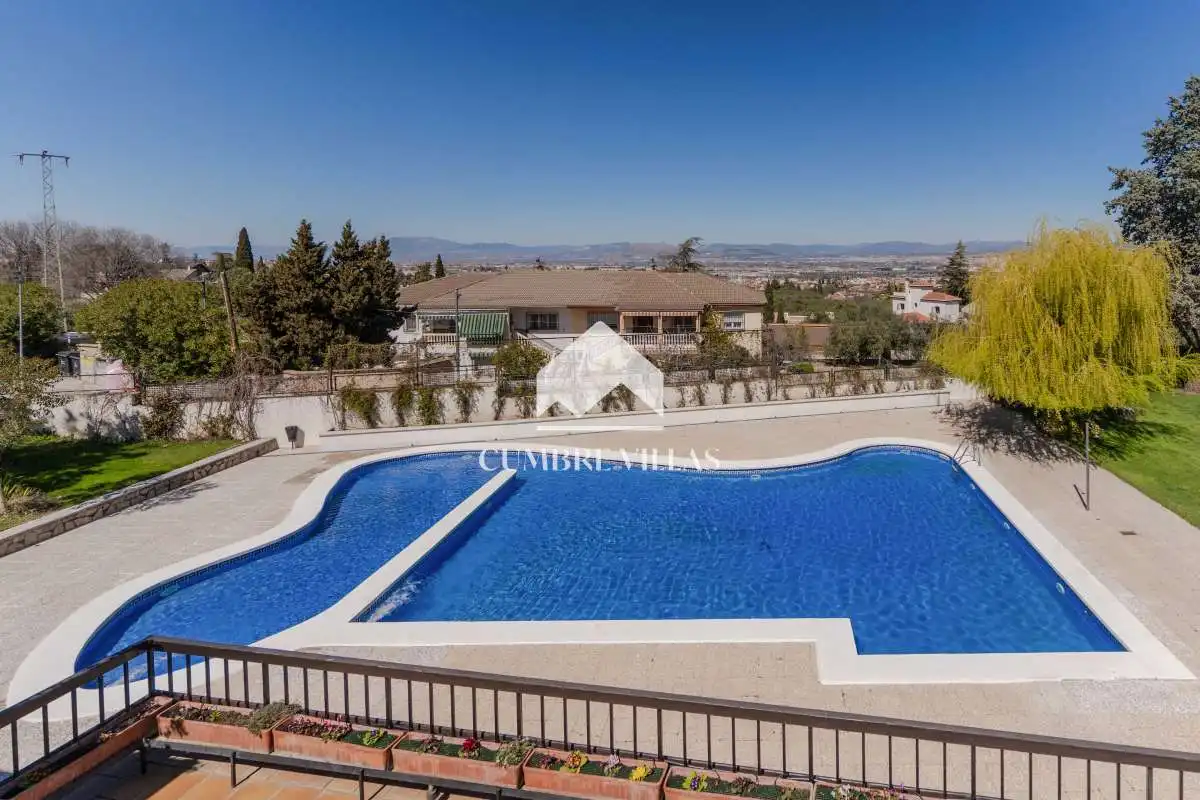 Swimming pool of Houses for sale in Gójar  with Heating, Private garden and Terrace