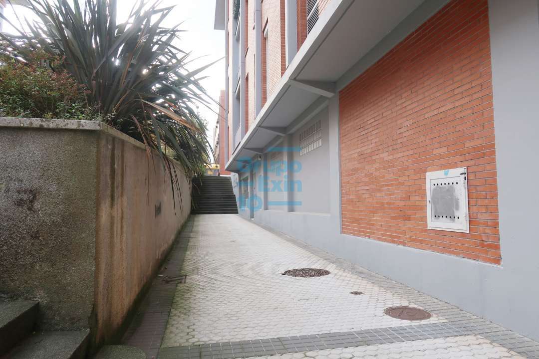 Vista exterior de Local en venda en Donostia - San Sebastián 