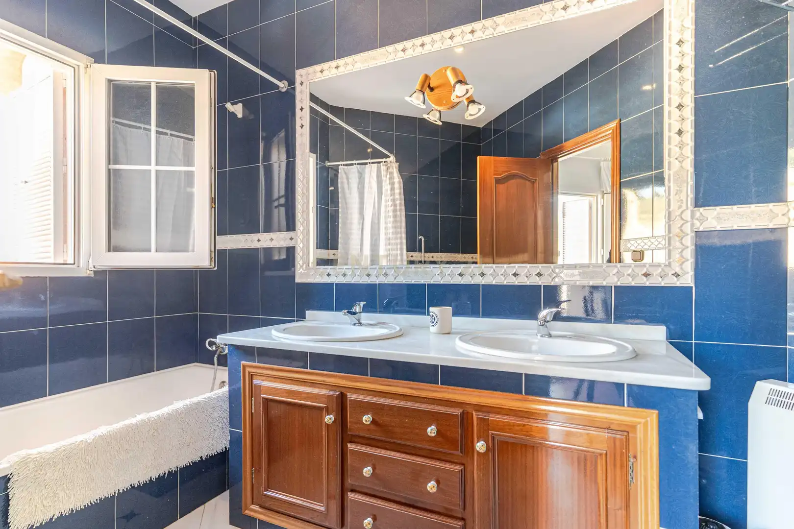 Baño de Casa o chalet en venta en Íllora con Aire acondicionado, Jardín privado y Trastero