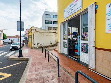 Local comercial en venda a Calle C. Jose Rodriguez Amador, 12