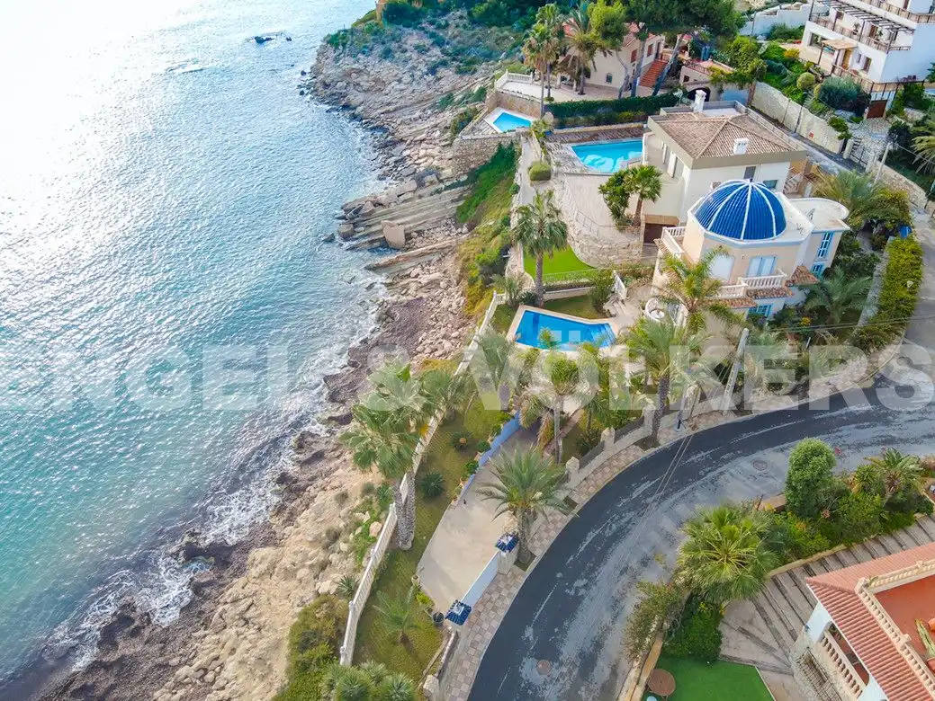 Exterior view of Houses for sale in El Campello  with Air Conditioner, Private garden and Terrace