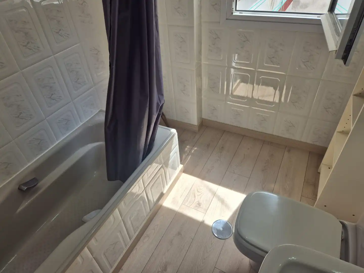 Baño de Piso de alquiler en Talavera de la Reina con Aire acondicionado, Calefacción y Parquet