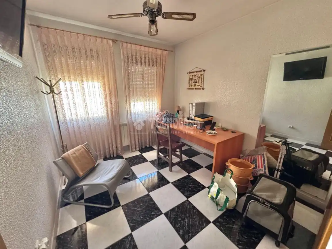 Casa adosada en venta en Yepes con Calefacción