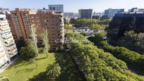 Exterior view of Attic for sale in  Barcelona Capital  with Air Conditioner, Heating and Terrace
