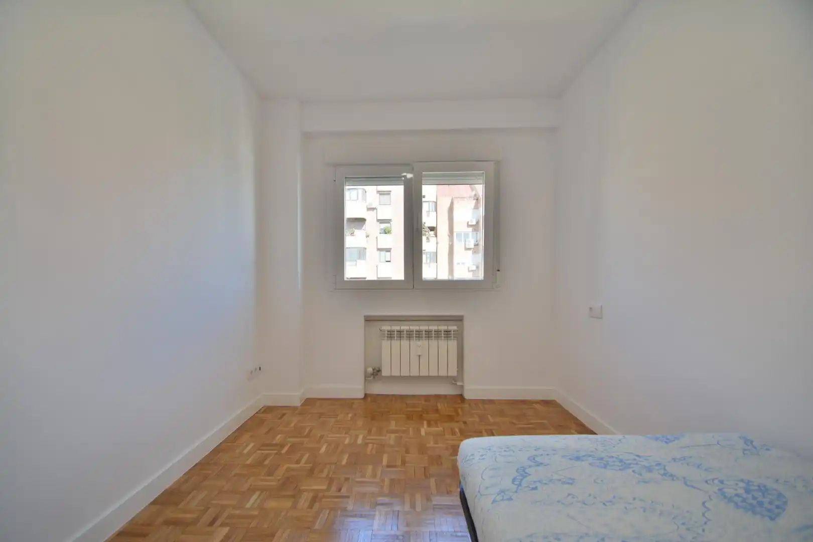 Schlafzimmer von Wohnung zur Miete in Fuencarral - El Pardo