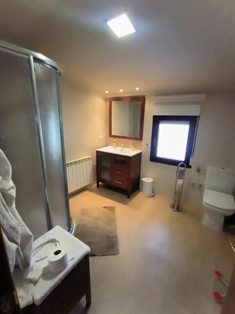 Baño de Casa o chalet en venta en Arenillas de Riopisuerga con Calefacción, Jardín privado y Piscina
