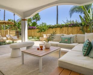 Terrassa de Planta baixa en venda en Marbella amb Aire condicionat, Calefacció i Jardí privat
