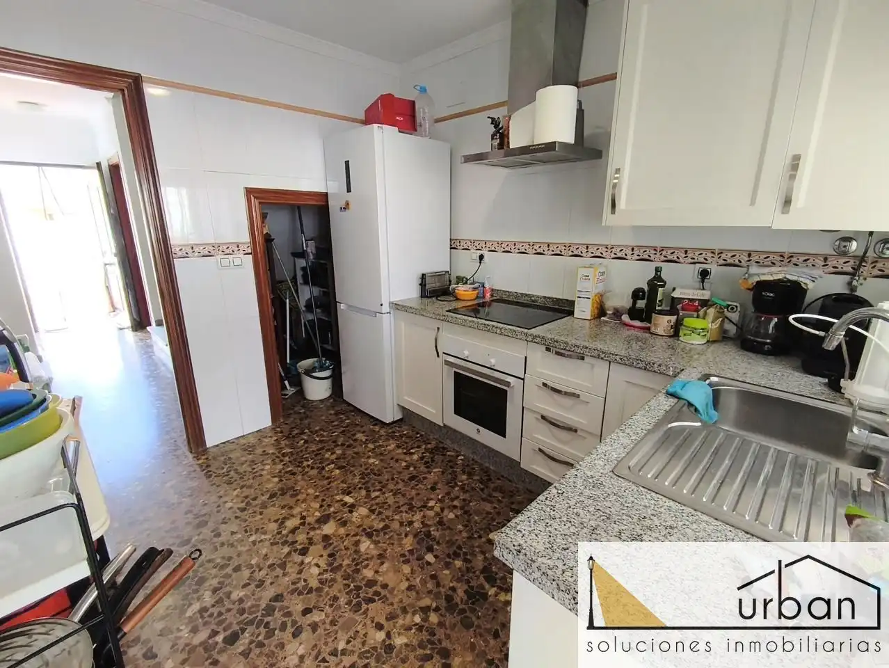 Cocina de Casa o chalet en venta en Chipiona con Aire acondicionado, Jardín privado y Terraza