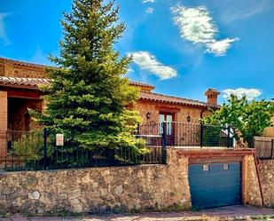 Vista exterior de Casa o xalet en venda en Riópar amb Terrassa