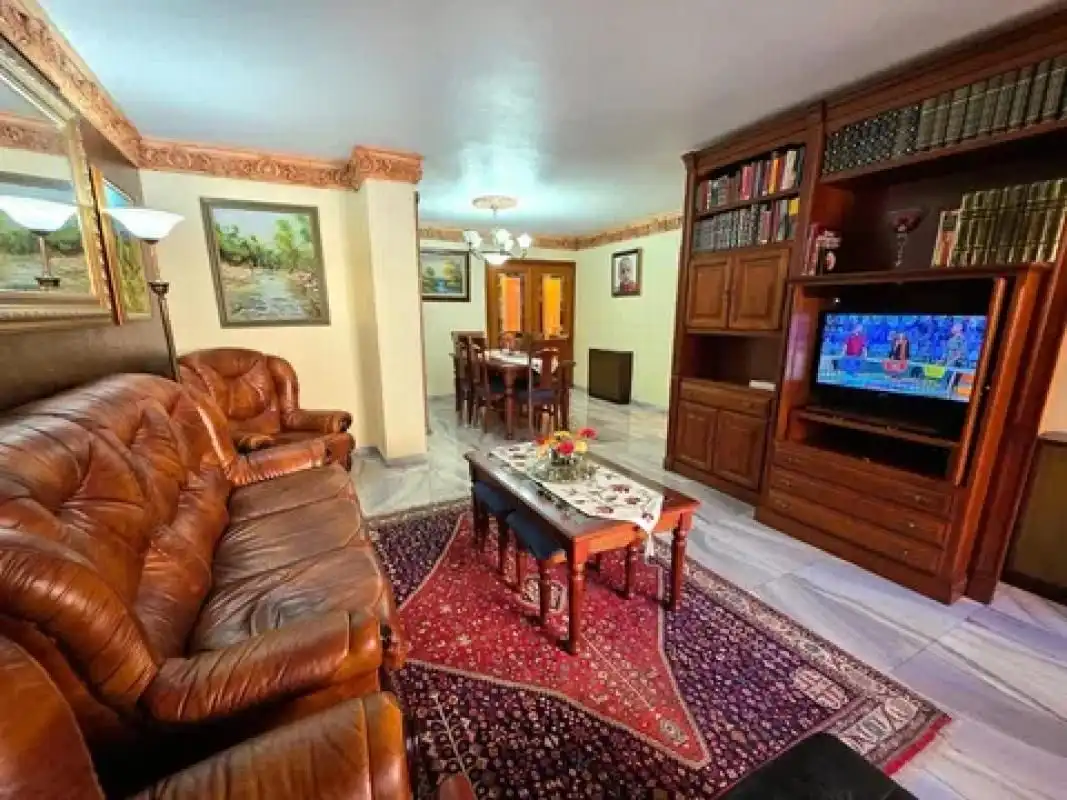Apartamento con ascensor en venta en Centro, imagen 2