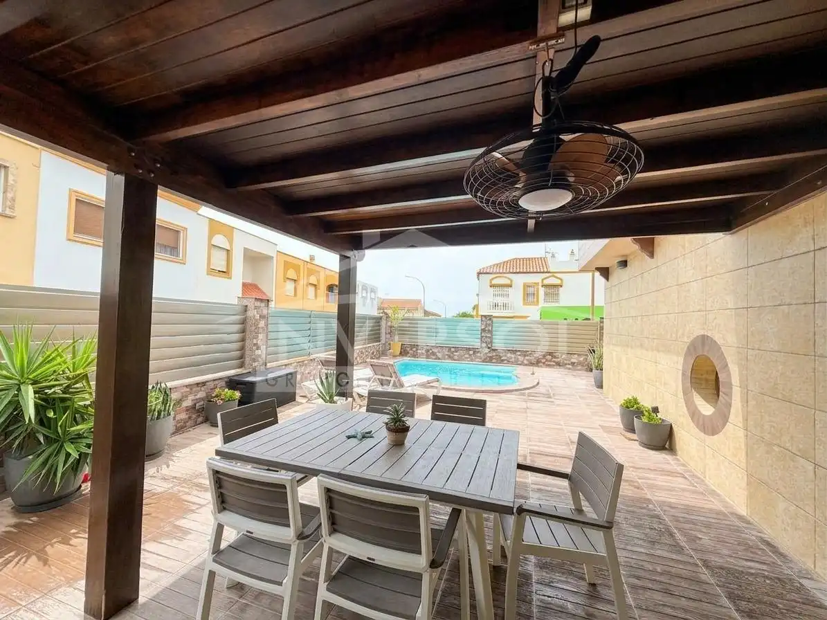 Adosado con piscina en venta en Calle el Timonel 2, imagen 19