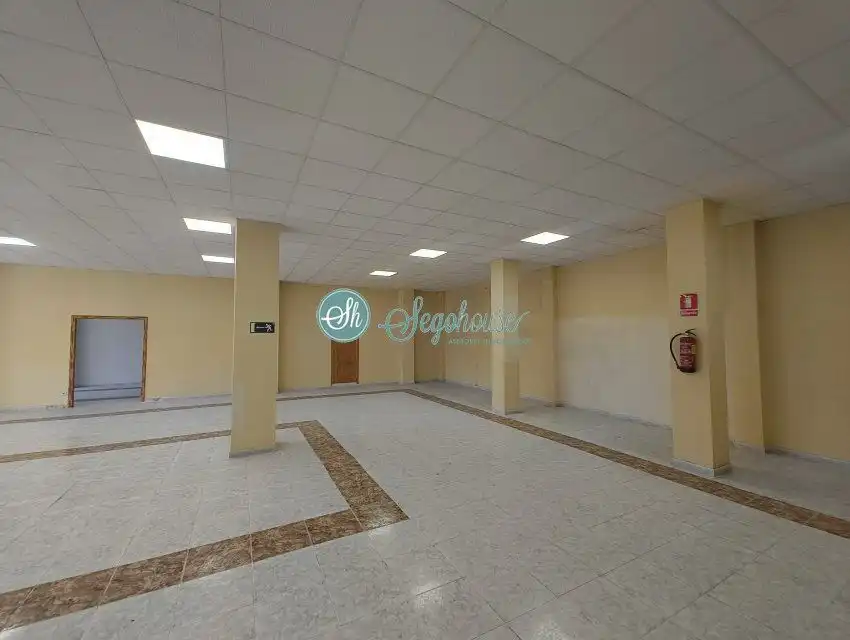 Business premises to rent in La Lastrilla, imagen 29