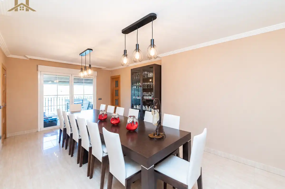 Comedor de Casa o chalet en venta en Villaviciosa de Odón con Aire acondicionado, Calefacción y Jardín privado