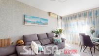 Living room of Flat for sale in Parla  with Air Conditioner and Terrace