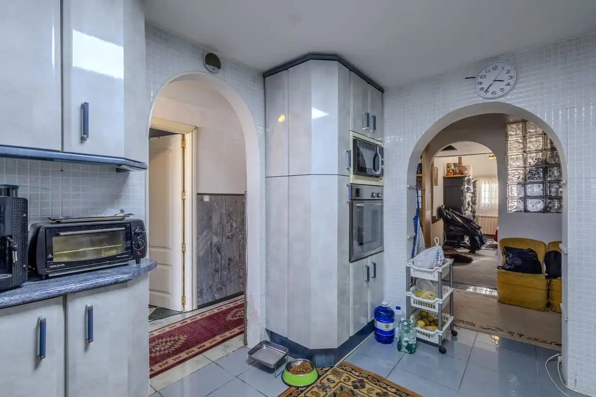 Cocina de Casa o chalet en venta en Móstoles con Aire acondicionado, Calefacción y Jardín privado