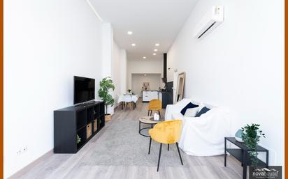 Living room of Flat for sale in Málaga Capital  with Air Conditioner and Terrace