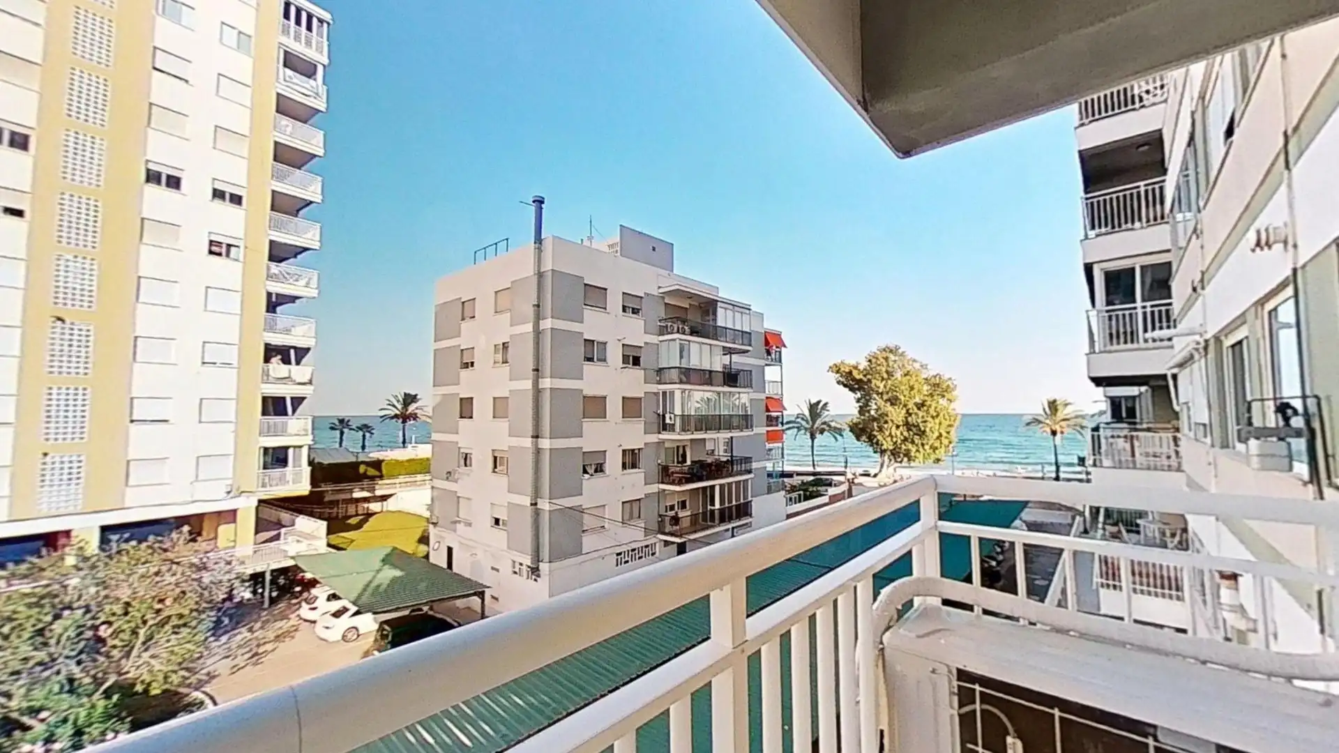 Terrasse von Wohnung zur Miete in Benicasim / Benicàssim mit Klimaanlage, Terrasse und Schwimmbad