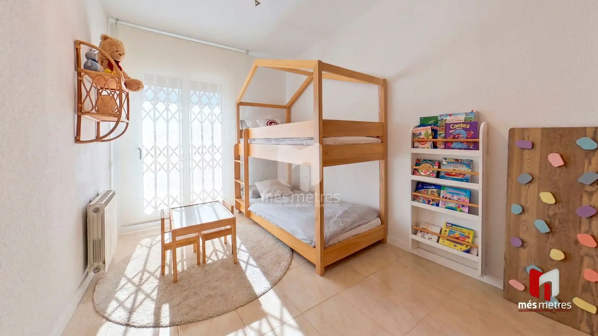 Habitación de Casa o chalet en venta en Alella con Calefacción, Jardín privado y Terraza
