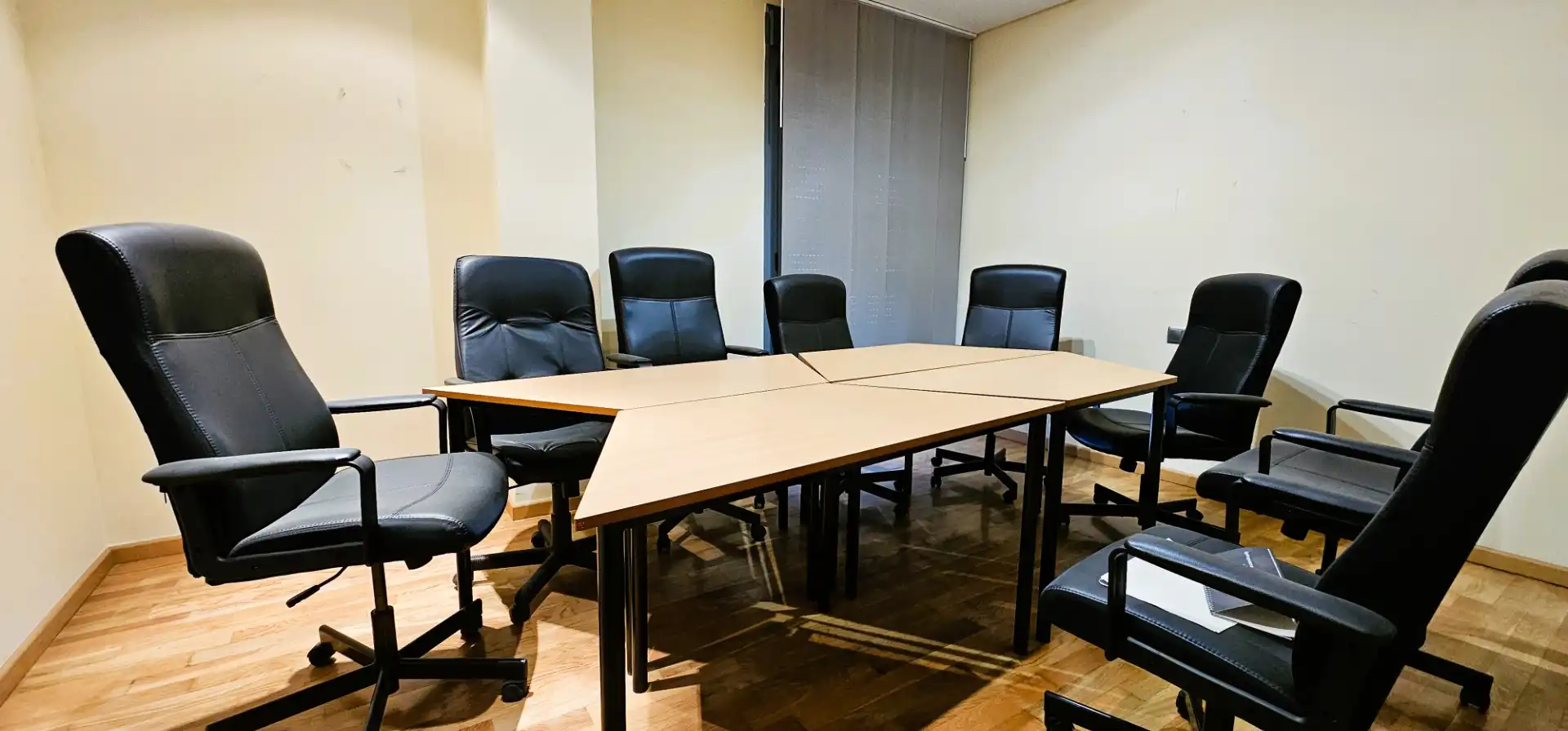 Inmuebles singulares con ascensor en venta en Avenida Santa Eulalia 64, imagen 36