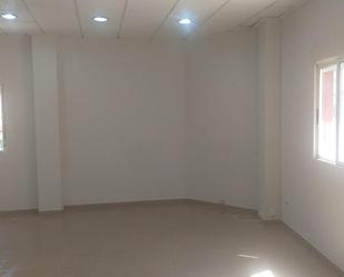 Premises for sale in Camino de Onda - Salesianos