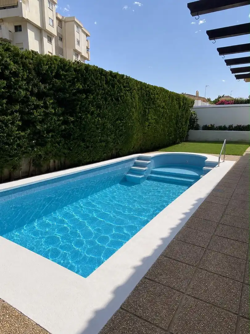 Piscina de Casa o chalet en venta en Fuengirola con Aire acondicionado, Jardín privado y Trastero