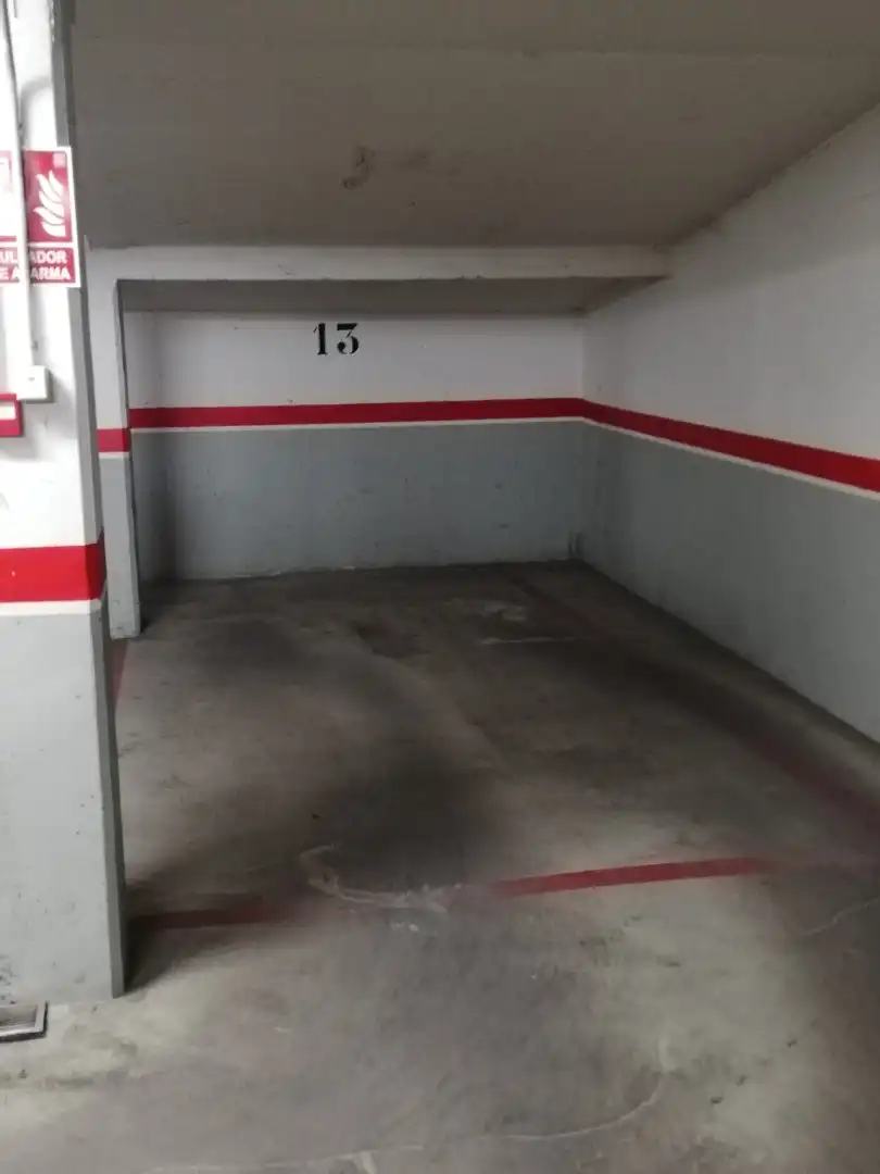 Parkplatz von Garage zum Verkauf in Madrid