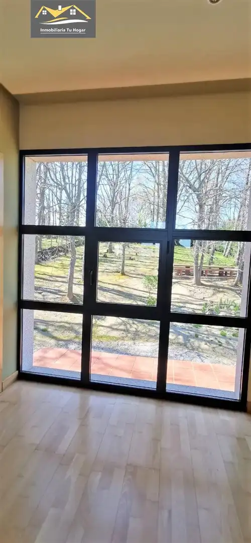 Jardín de Casa o chalet en venta en A Pobra de Trives  con Calefacción, Terraza y Trastero